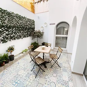 https://casa-kalameta.es-andalucia.com